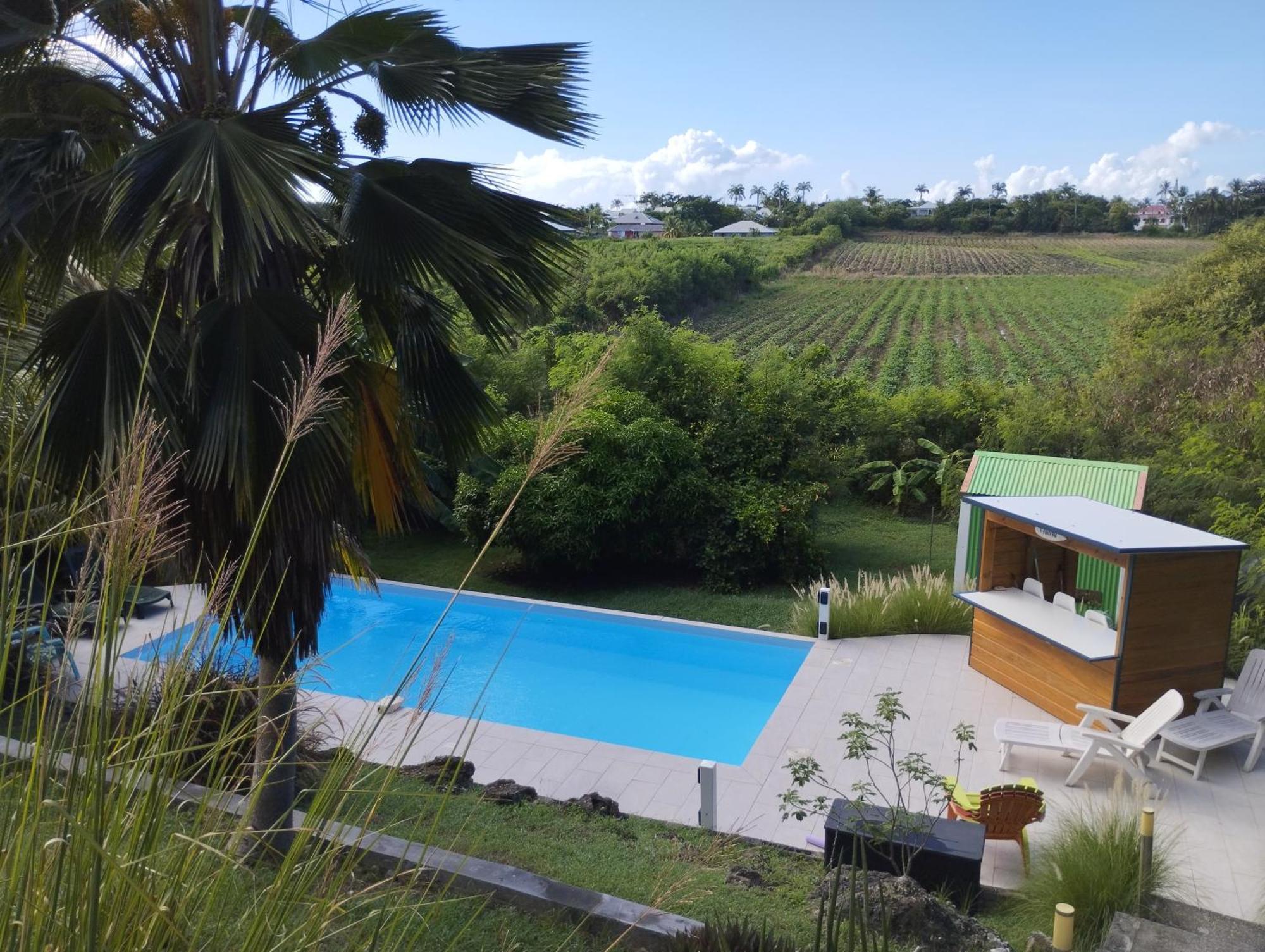 T2 Jardin Clos Les Nids De La Colline Saint-Francois  Exterior foto